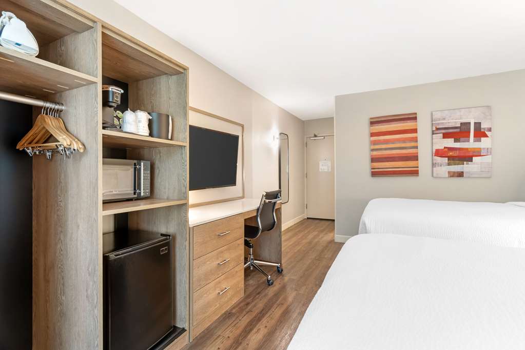Best Western Plus Rancho Cordova Inn - photo 30