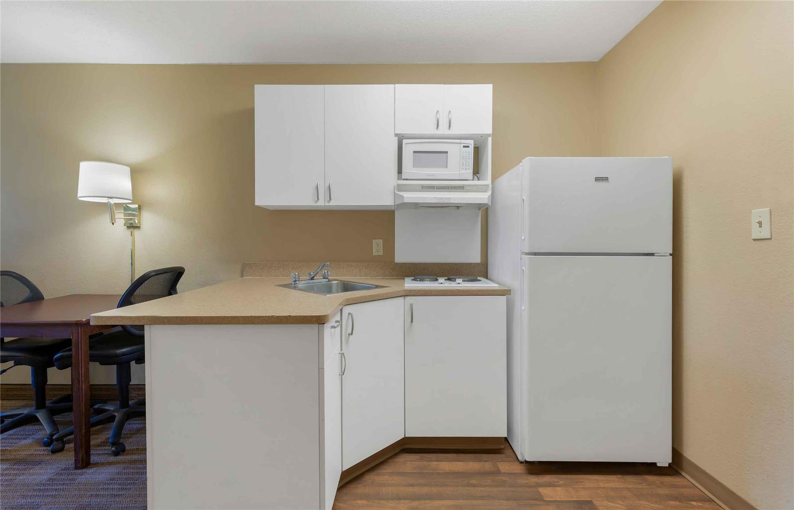 Extended Stay America Suites Orlando Theme Parks Major Blvd - photo 11