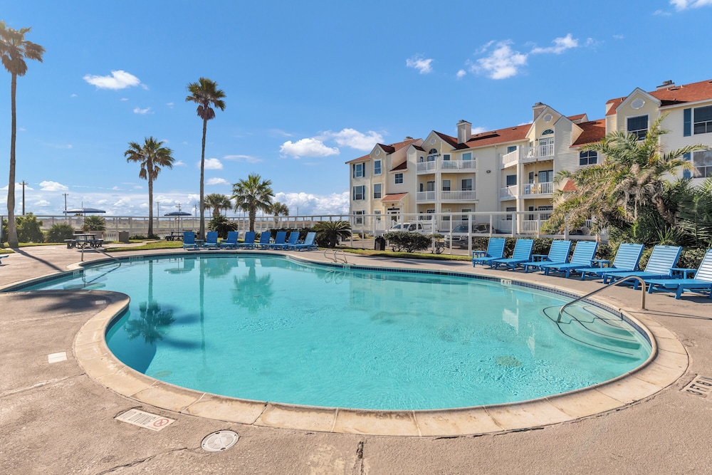 The Lazy Turtle by Silver Sands Vacation Rentals — 4-Star Luxury Hotel in Port Aransas, United States