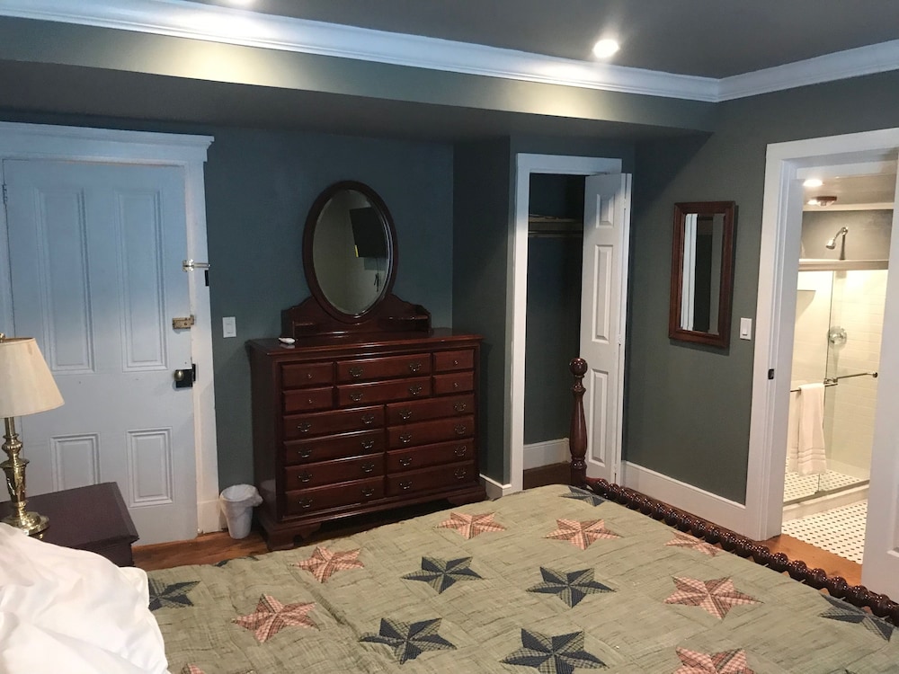 Stottsville Inn - photo 10