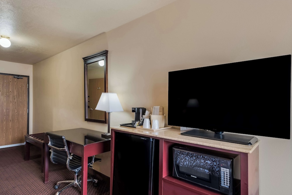 SureStay Plus Hotel by Best Western Silver City - photo 18