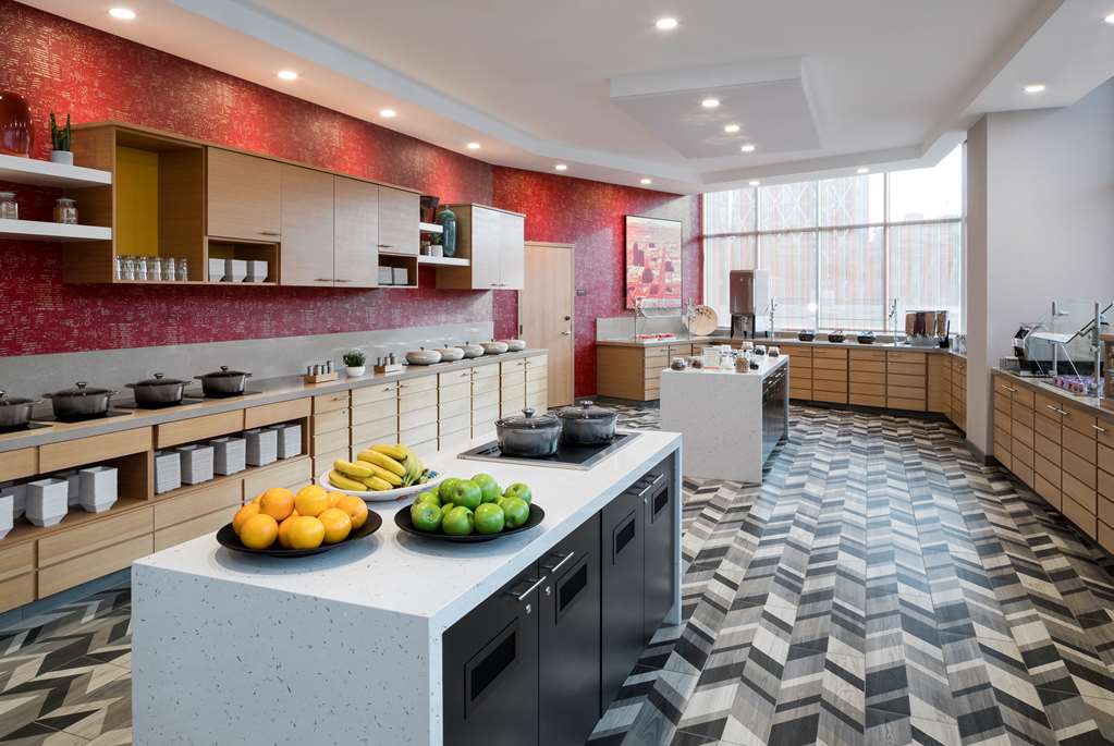 Hyatt House Tempe Phoenix University - photo 24