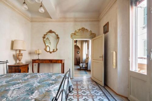 Central Elegant Apartment Liberty House — 4-Star Luxury Hotel in Bologna, Italy