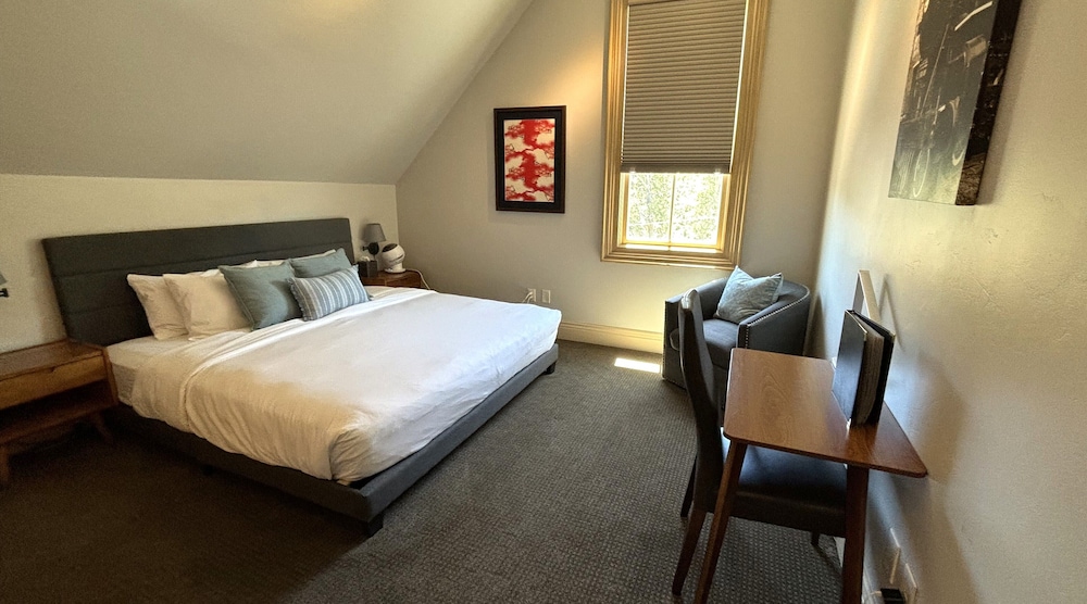 Tahoe Star Hotel - photo 7