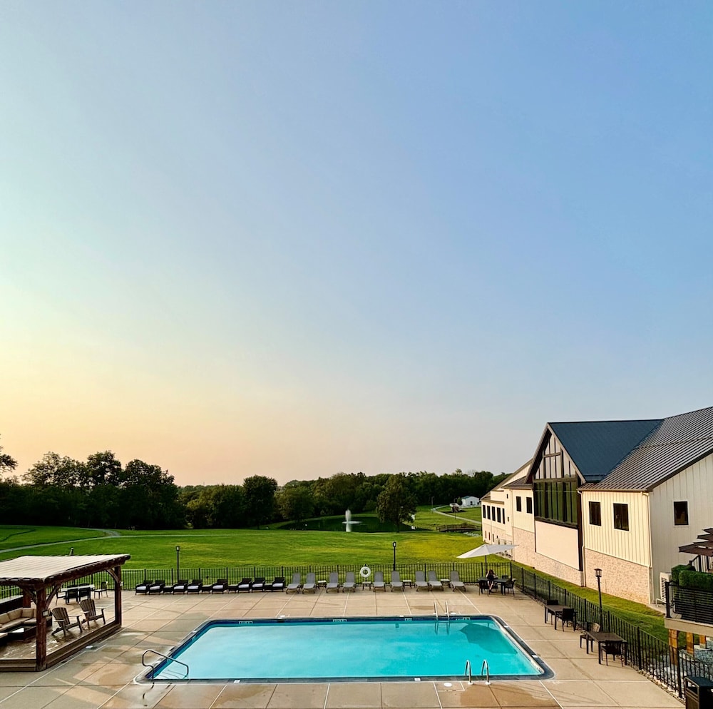 Hersey Farm Resort — hotel in Strasburg