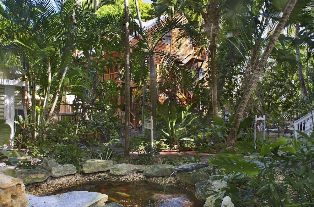 Island City House Hotel - photo 38