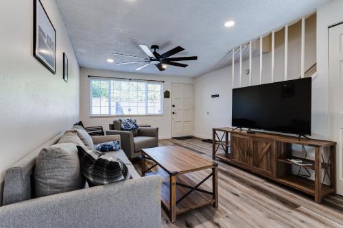 Getaway near UO Autzen Stadium Amazon Park # 3 — 4-Star Luxury Hotel in Eugene, United States
