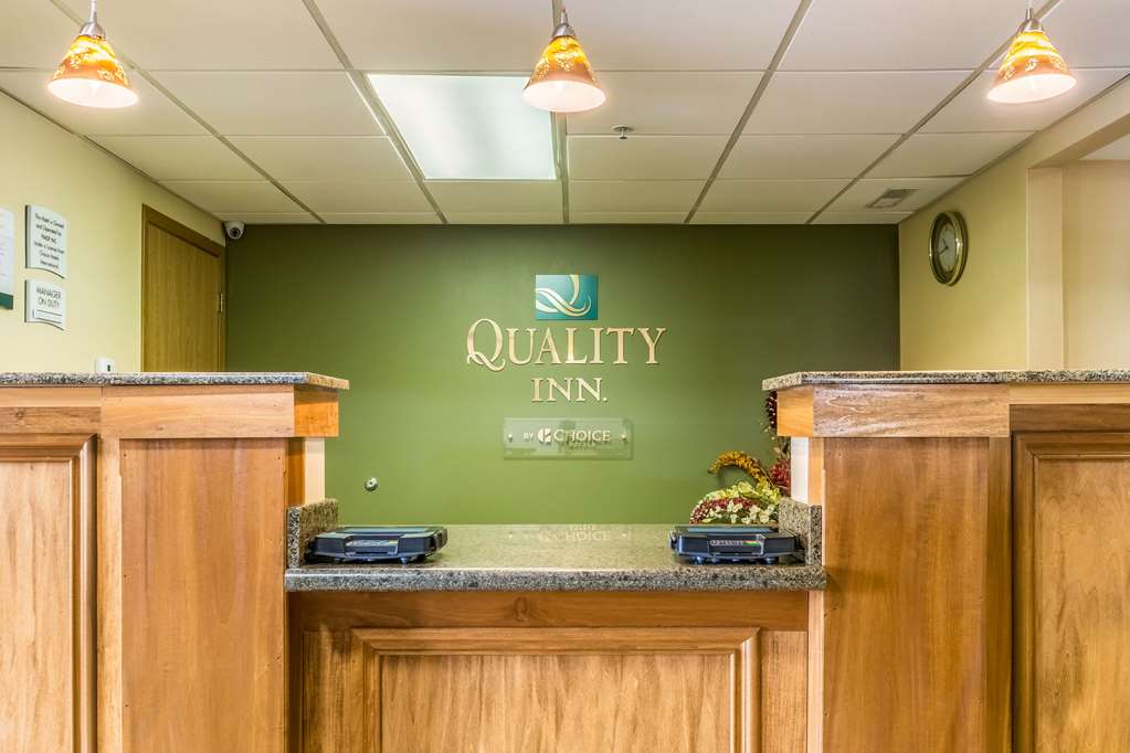 Quality Inn I 74 Batesville - photo 5