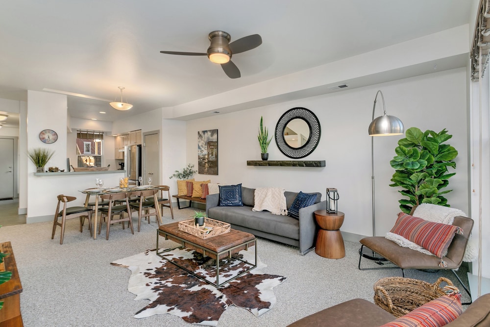 Spacious Retreat Near Old Town & Breweries in Fort Collins, United States