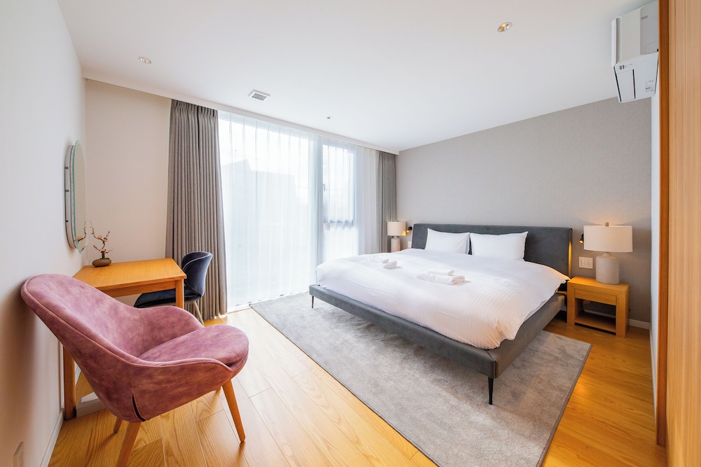 Hamiyuki - carbon neutral hotel in Unknown City