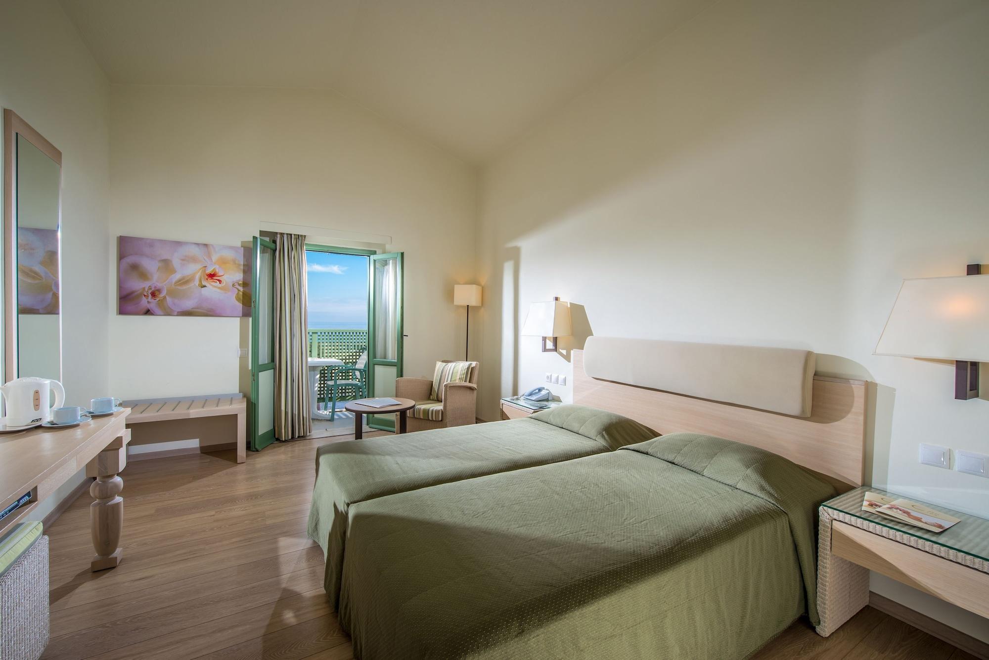 Silva Beach Hotel — Irakleion — photo 3