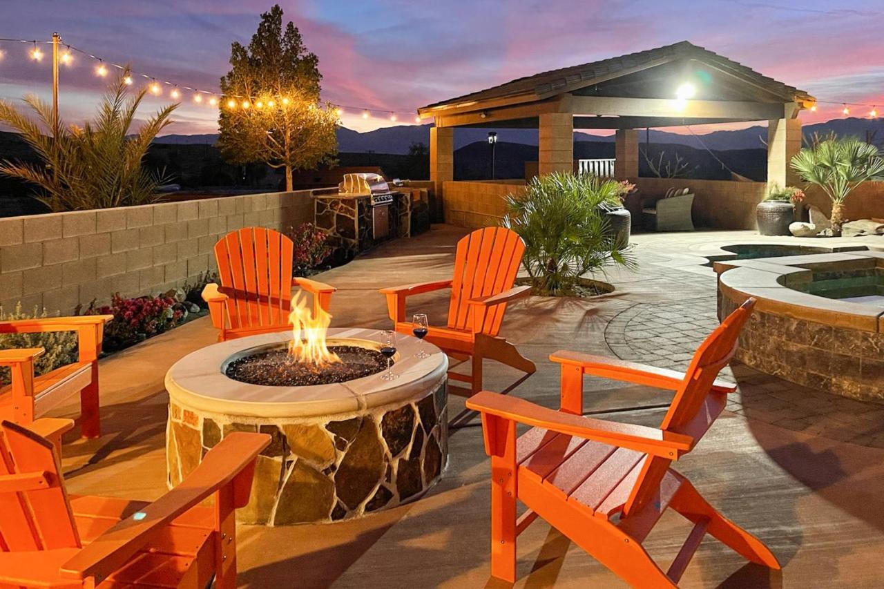Hotwell Painted Hills — Desert Hot Springs
