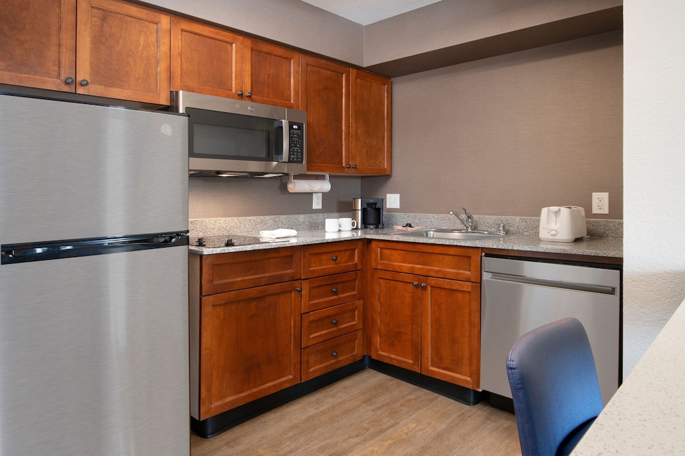 Residence Inn by Marriott Rogers - photo 10