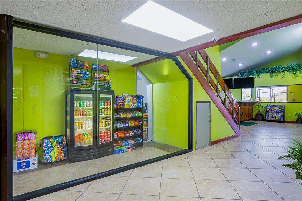 Quality Inn & Suites near Six Flags East - photo 31