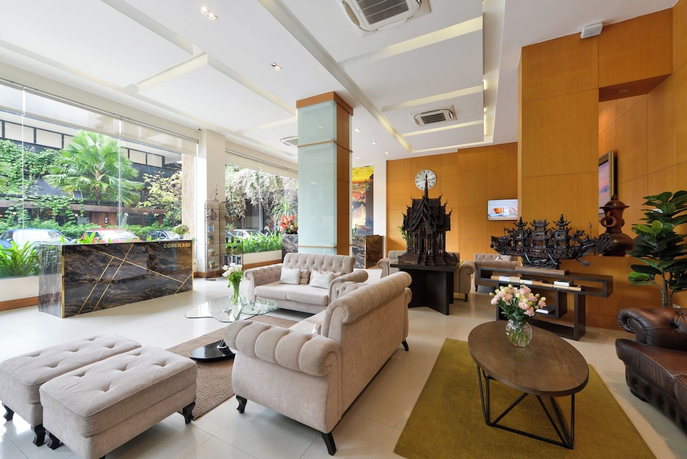 Lobby sitting area