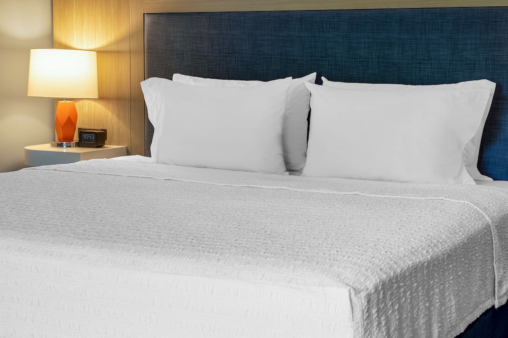 Hampton Inn Harriman Woodbury - photo 12
