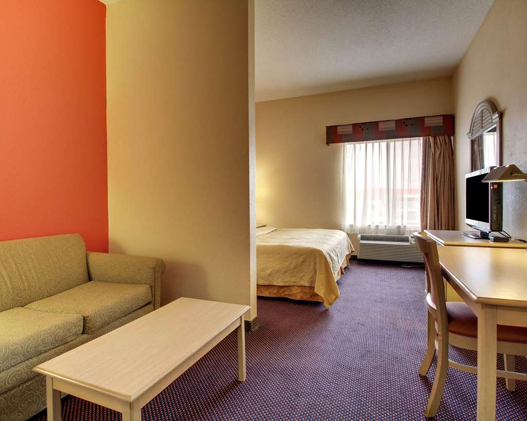 Quality Inn & Suites Hattiesburg North - photo 22