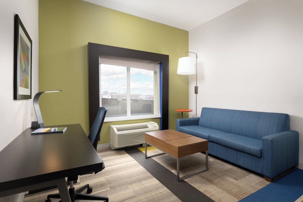Holiday Inn Express Hotel & Suites Chattanooga Hixson by IHG - photo 28
