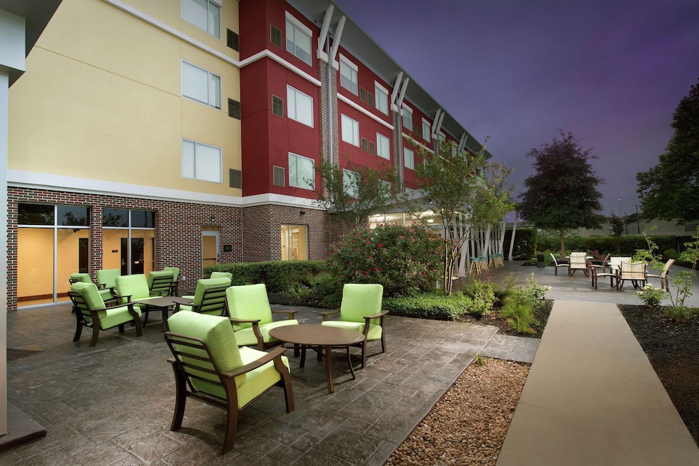 Hilton Garden Inn San Antonio Airport South - photo 32