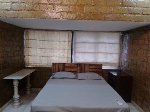 Luxurious 3 bedroom hall in Bandra west — 4-Star Luxury Hotel in Mumbai, India