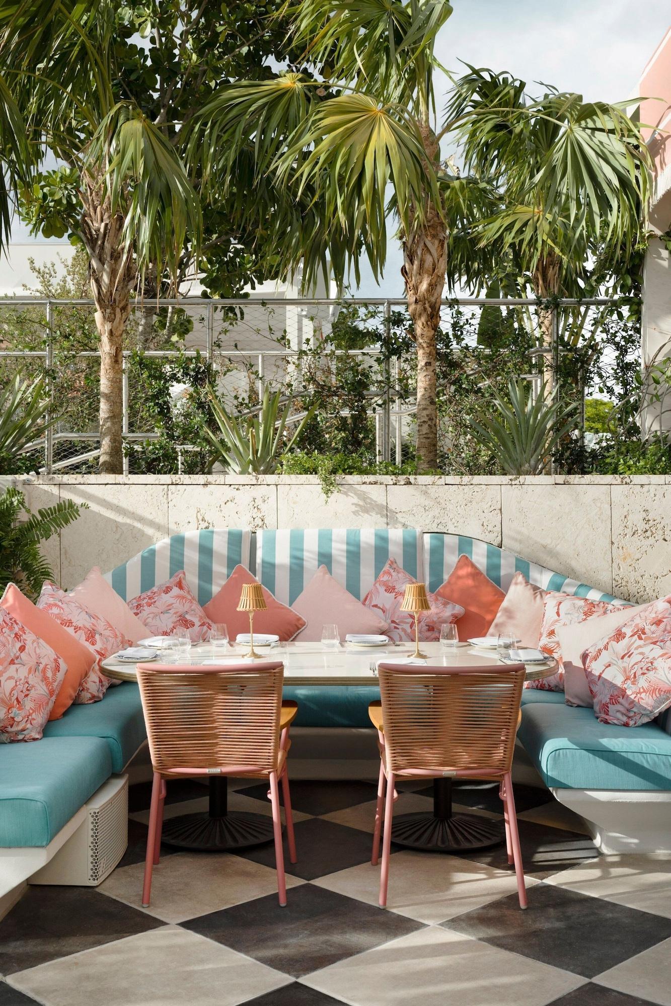 the goodtime hotel Miami Beach a Tribute Portfolio Hotel - photo 11