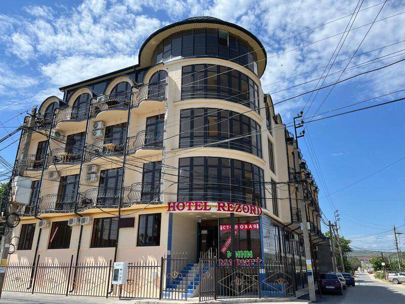 Rezord Hotel - carbon neutral hotel in Izberbash
