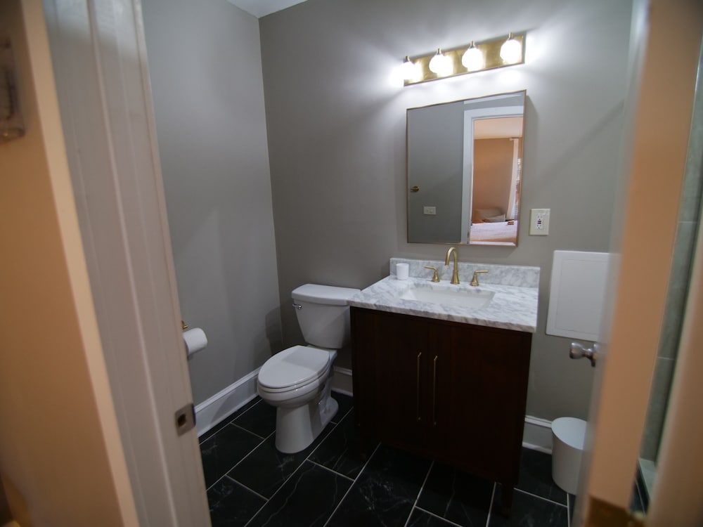 The Capitol Inn Tallahassee - photo 51