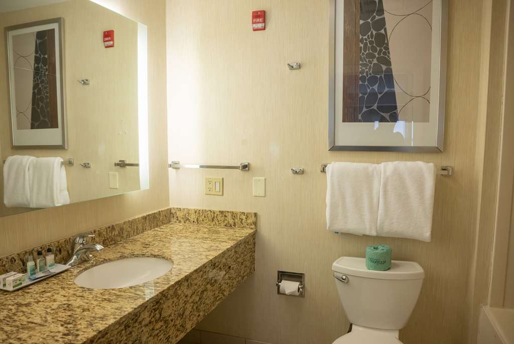 Hawthorn Suites BY Wyndham Erie - photo 30