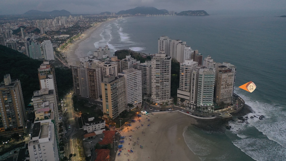Grand Hotel Guarujá A sua Melhor Experiência Beira Mar na Praia in Guaruja, Brasil