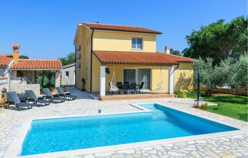 Nice Home In Vodnjan With Kitchen — 4-Star Luxury Hotel in Vodnjan, Croatia