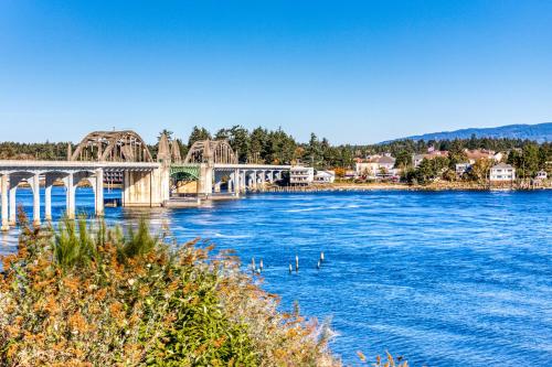 River Vista — 4-Star Luxury Hotel in Florence, United States