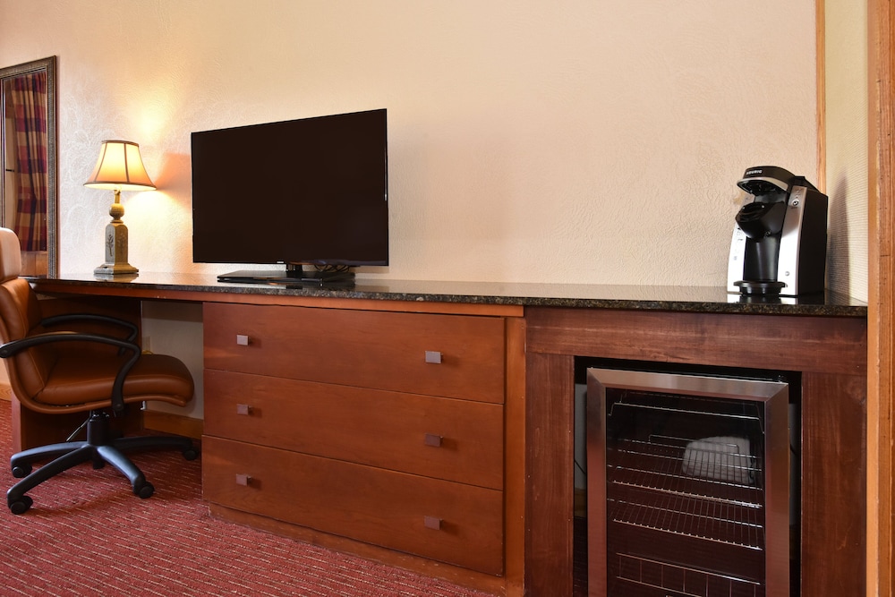 Slopeside Hotel A Vail Resorts Property - photo 57
