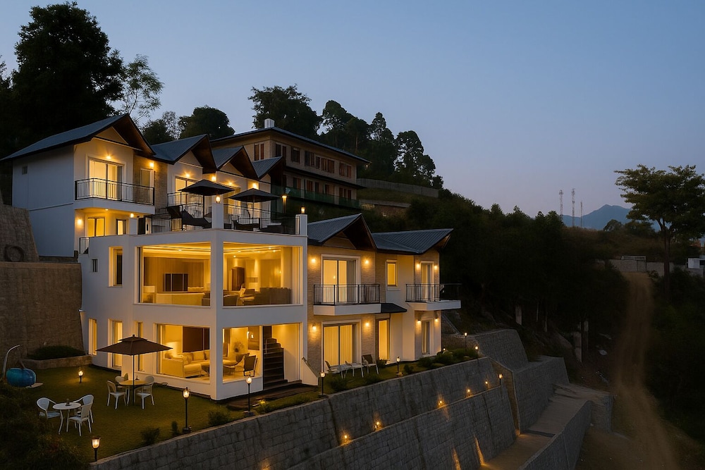 The Barns Resorts - last minute hotel in Naini Tal