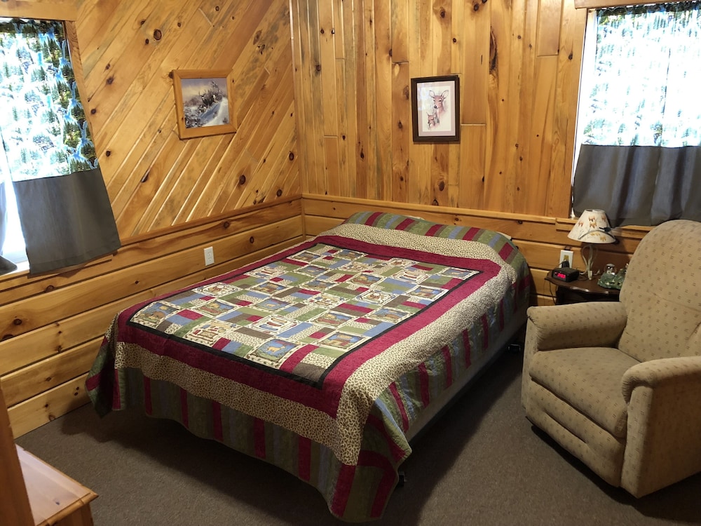 Sunset Pines Resort - photo 6
