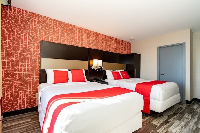 AirTrain Plaza Hotel JFK Airport - photo 4