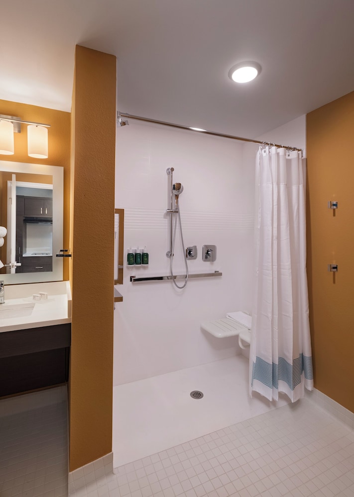 TownePlace Suites by Marriott Naples - photo 17