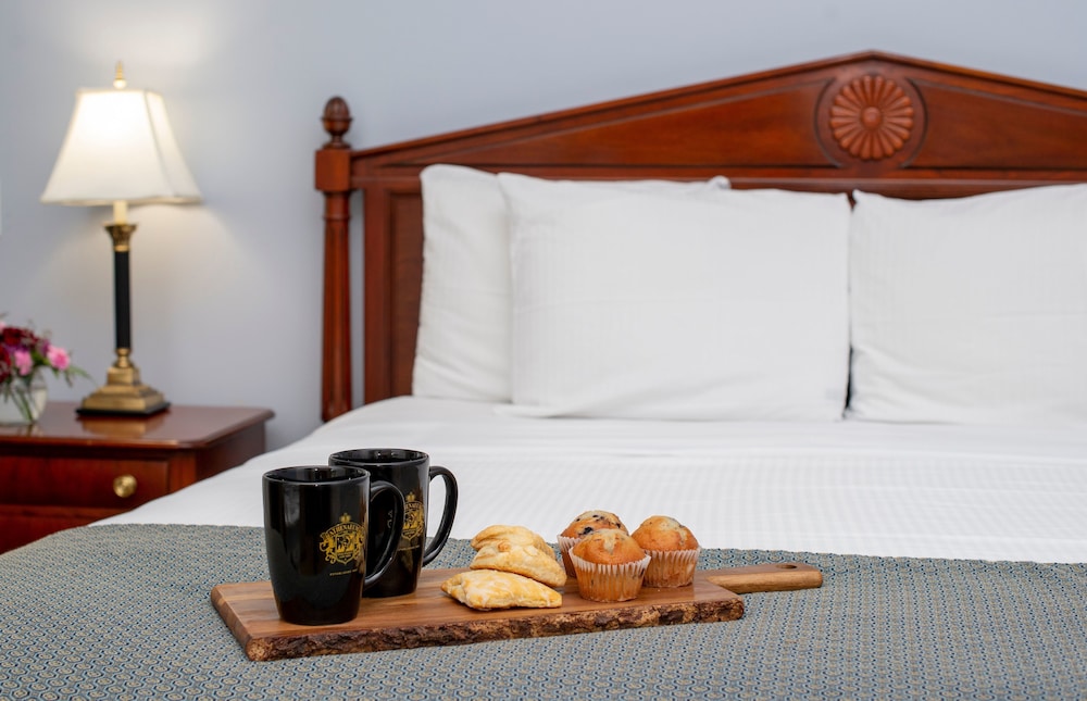Athenaeum Hotel - photo 10