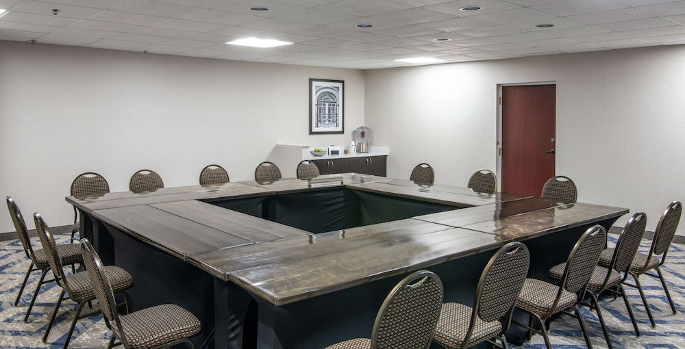 Hampton Inn Cleveland Solon - photo 47