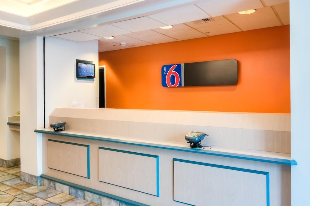 Motel 6 Joliet IL Chicago I 55 - photo 4