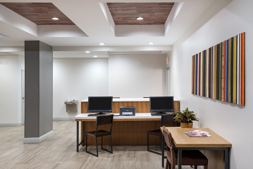 Holiday Inn Express & Suites Florence I 95 & I 20 Civic Ctr by IHG - photo 37