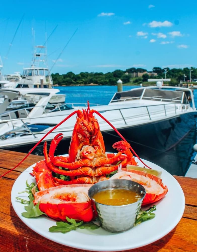 The Hotel at Cape Ann Marina - photo 37