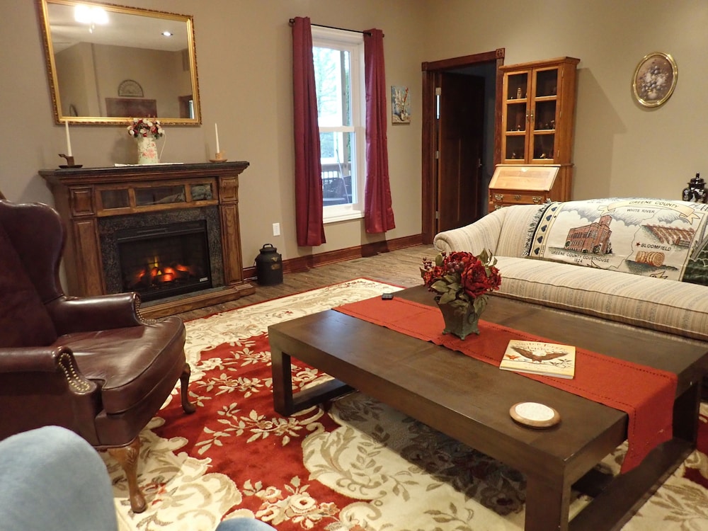 Pleasant Grove Inn - photo 2