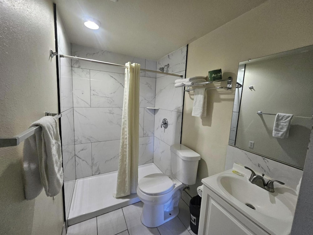 Del Rancho Motel - photo 27