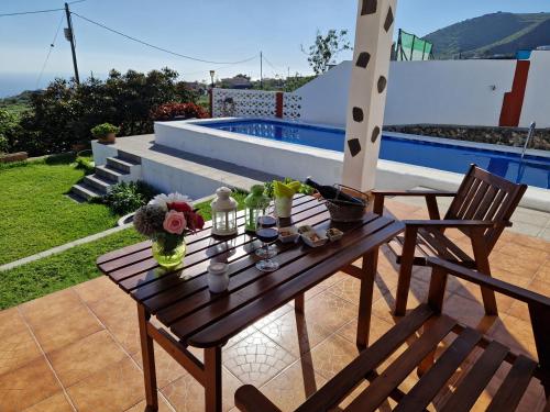 Casas Hoya Limpia Sólo Adultos — 4-Star Luxury Hotel in Santa Cruz De La Palma, Spain