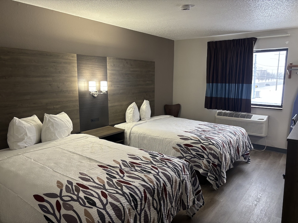 Super 8 by Wyndham Hammond North - photo 8