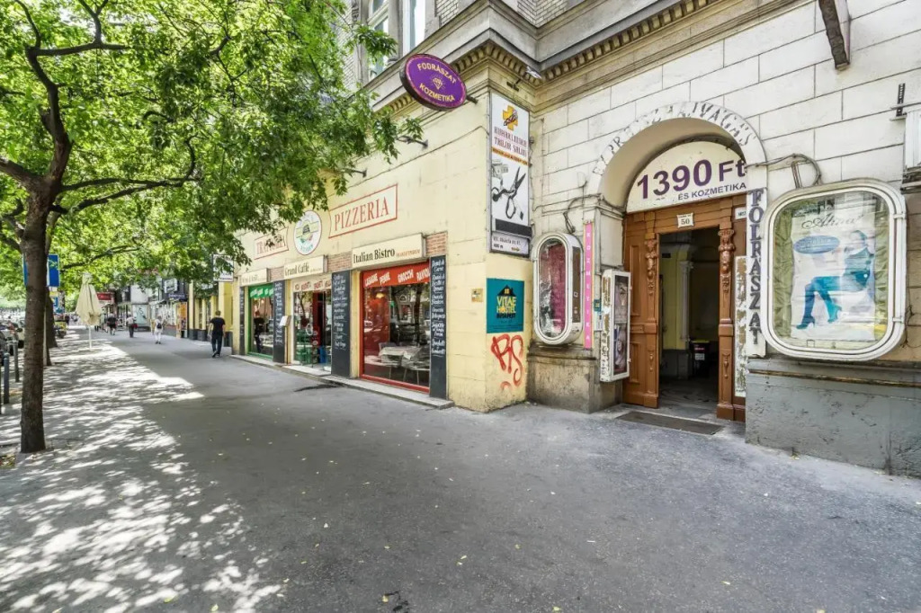 Elisabeth 50 City Apartments — 4-Star Luxury Hotel in Budapest, Hungary