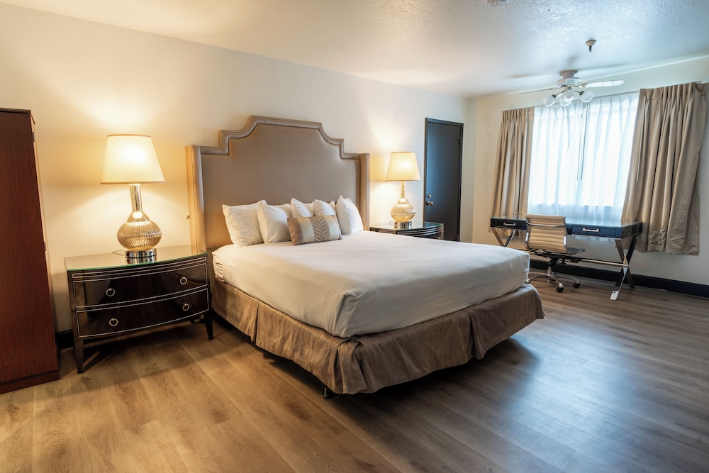 Sands Inn & Suites - photo 26