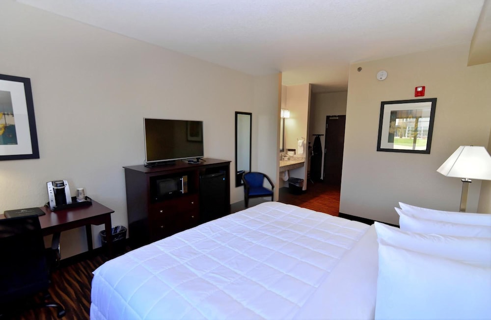 Cobblestone Inn & Suites Monticello - photo 7
