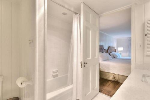 4819 W Beach Drive - photo 30
