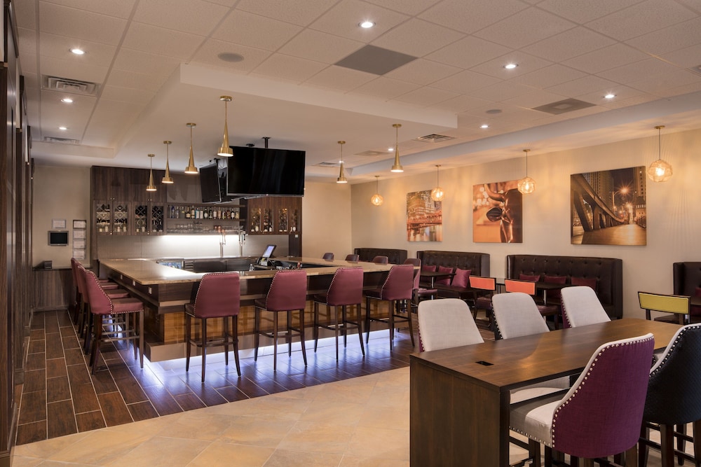 Crowne Plaza Chicago SW Burr Ridge by IHG - photo 43